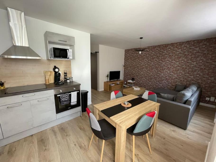 Appartamento T2Entierement Renove Style Industriel Rodez Esterno foto